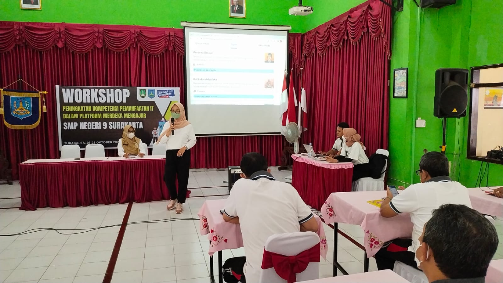 Workshop Pemanfaatan IT dalam PMM SMP Negeri 9 Surakarta
