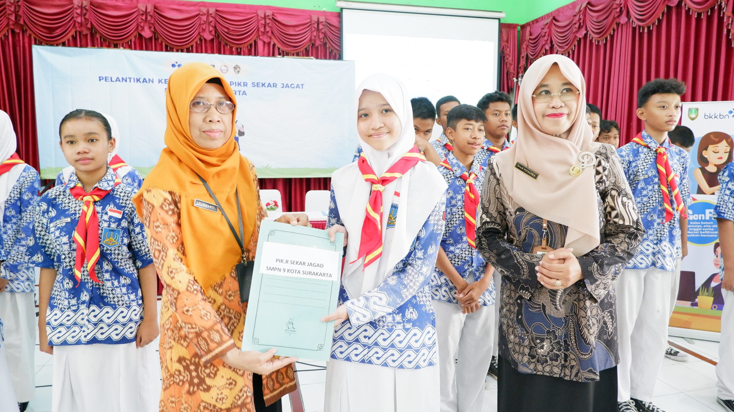 PELANTIKAN PENGURUS PIK-R SMP NEGERI 9 SURAKARTA