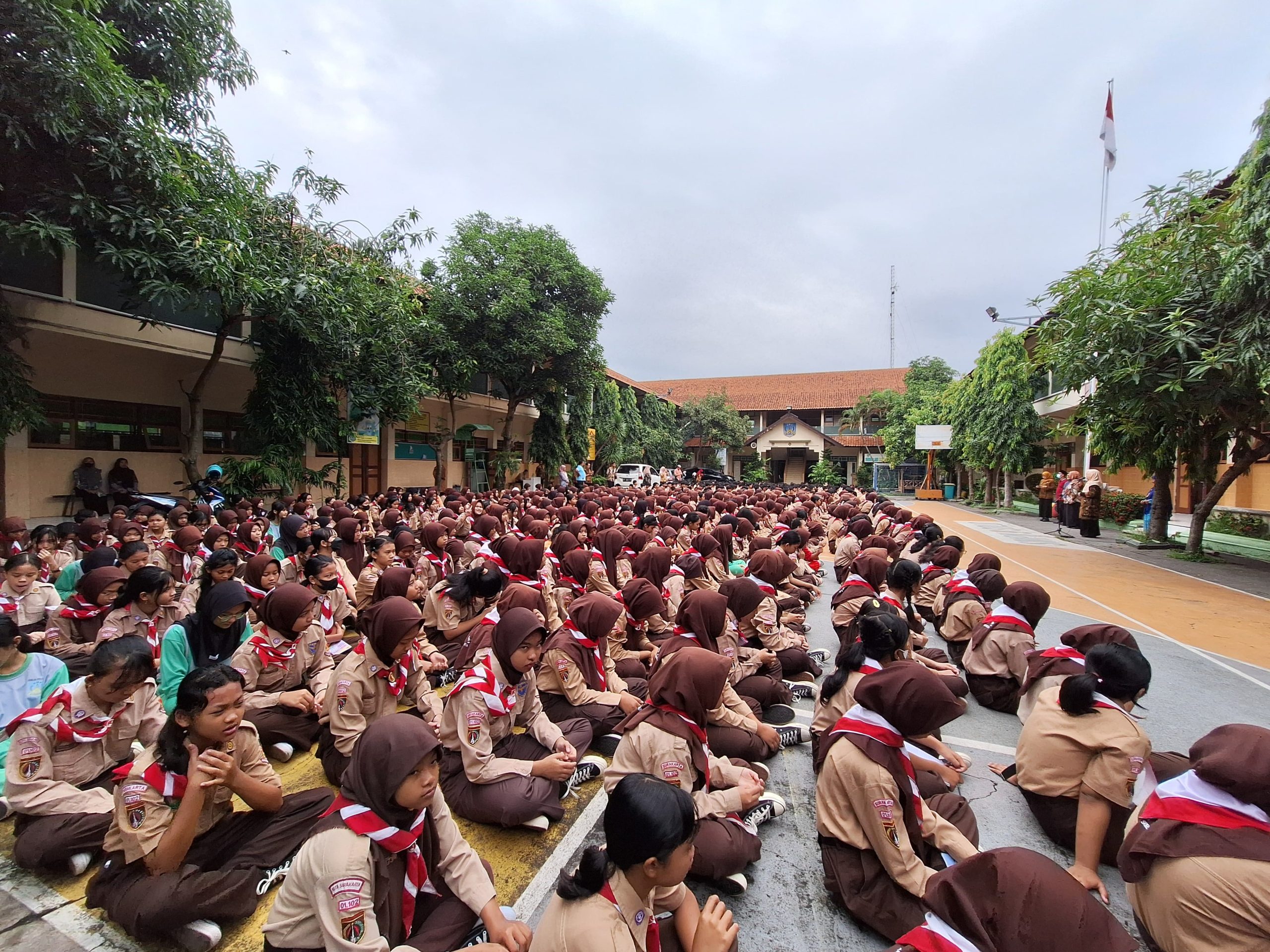 Sosialisasi P5 Tema 3 Rekayasa Teknologi untuk NKRI SMP Negeri 9 Kota Surakarta, Jumat (24/1/2025)