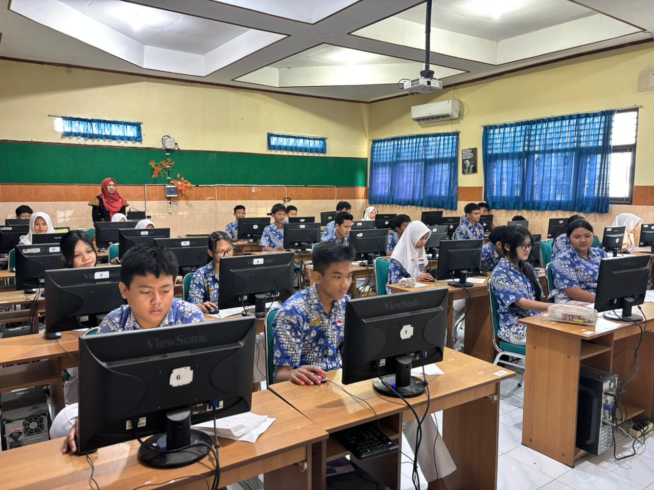 TKA hari ke-1, Kamis (12/2/2026) dengan subjek Matematika dan Survei Karakter.